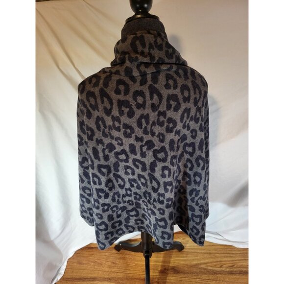 Barefoot Dreams CozyChic Ultra Lite Blanket Wrap PlusSize L/XL Animal Print - Picture 5 of 6